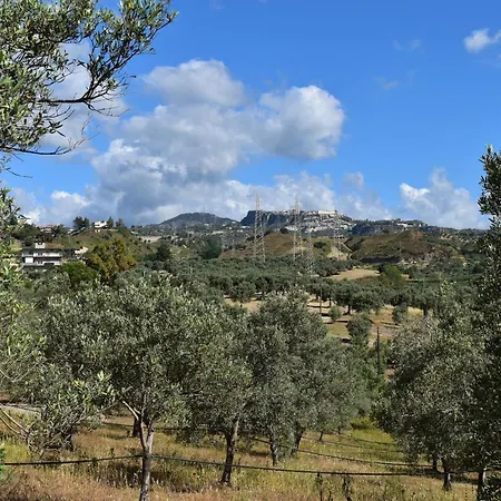 La Casa Del Cancello Di Borgo Carbone * Locri