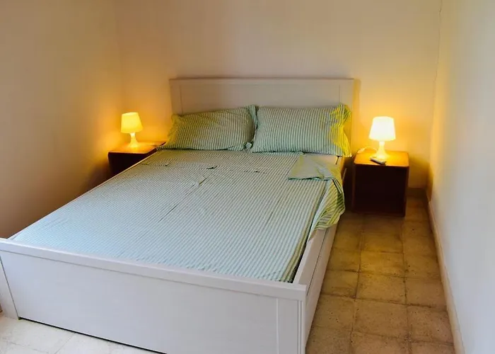 בית נופש La Casa Del Cancello Di Borgo Carbone לוקרי