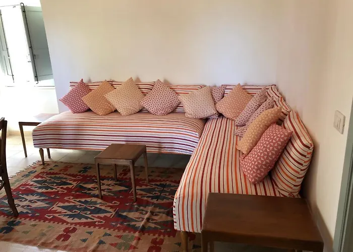 La Casa Del Cancello Di Borgo Carbone * לוקרי